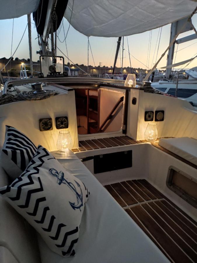Dormire In Barca A Vela Maratea Eksteriør billede